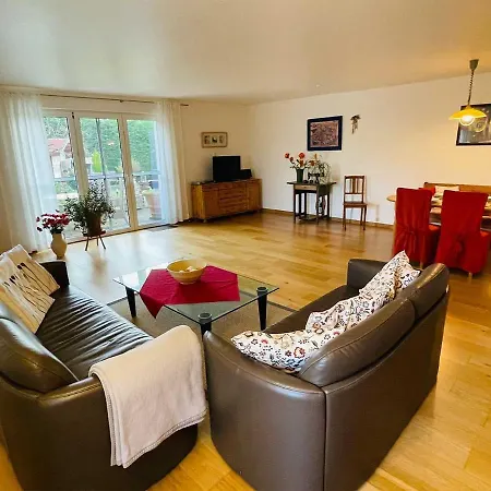 Hotel Fährhaus Kirschenland *