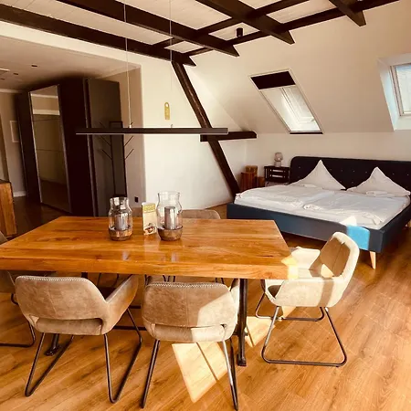 Faehrhaus Kirschenland *