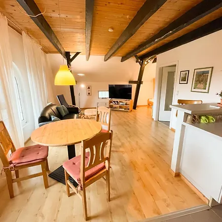 Fährhaus Kirschenland Hotel *